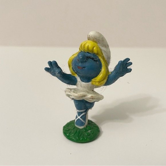 Lot of 4 Smurf Smurfette Figures Toys Ballerina - Picture 7 of 16
